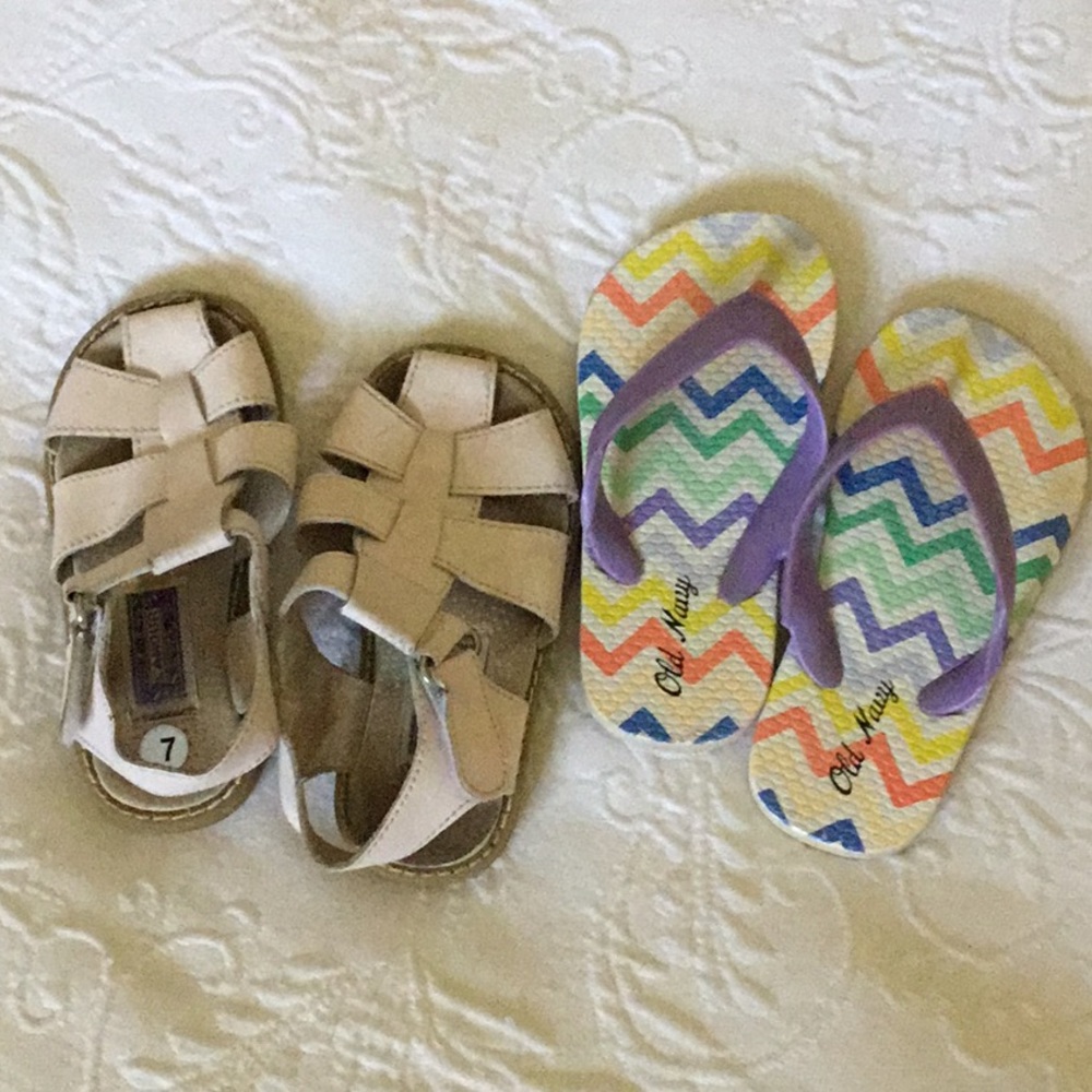 L’Amour Pale Pink Sandal with free flip flops